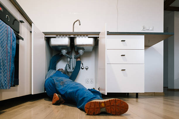 Professional Leak Detection technician working in Riner, VA